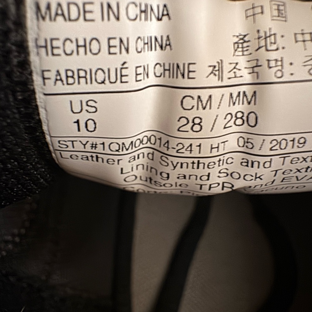 Fila Tan and Black Athletic Shoes for Outdoor Adventures - Picture 5 of 5